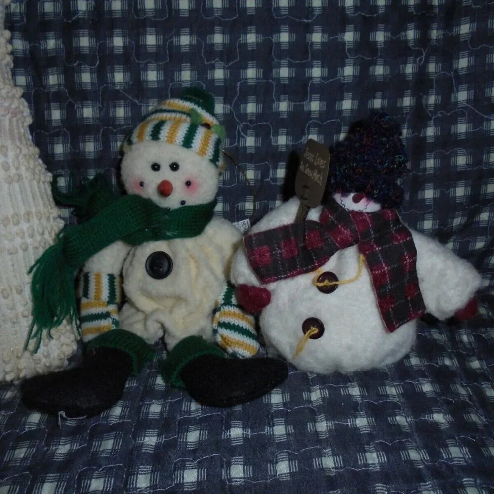 Lot 5 decorative snowmen fabric,‎ fleece, quilt